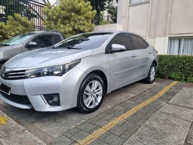 Toyota Corolla GLI 1.8 Flex 16V Aut. 2017