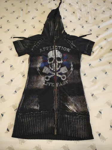 Affliction autêntica USA (Feminina) Tamanho G