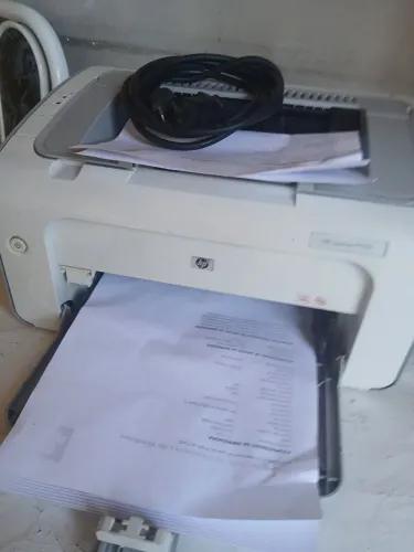 HP LaserJet P1102 valor 500,00 reais