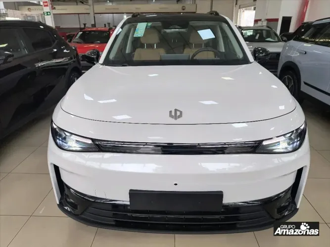 Leapmotor C10 REEV (Híbrido) 2027