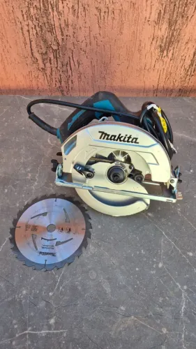 Serra Circular 7. 1/4 1600w Hs7010 Makita