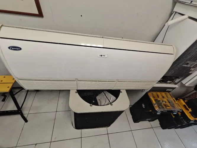SPLIT PISO TETO 60.000