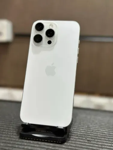 *iPhone 16 Pro Max 256Gb - Garantia - Loja física