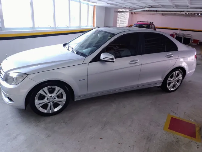 Mercedes-Benz C-180 Kompressor Classic 1.6 16V Aut. 2010