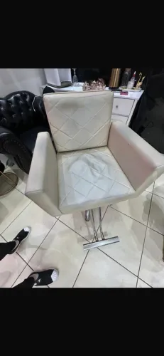 Cadeira cabeleireiro e maquiagem