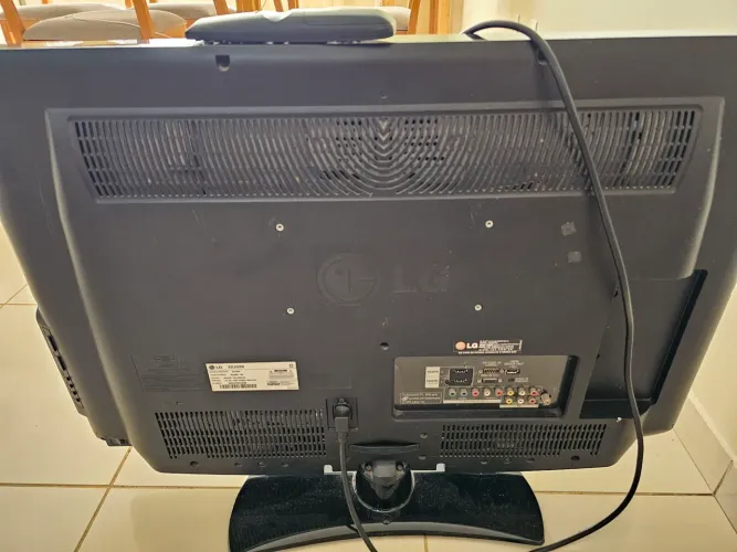 TV 32, LG
