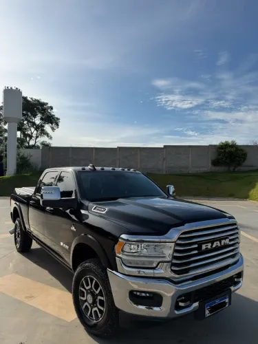 Ram 3500 Limited Longhorn 6.7 TB CD Diesel 2023