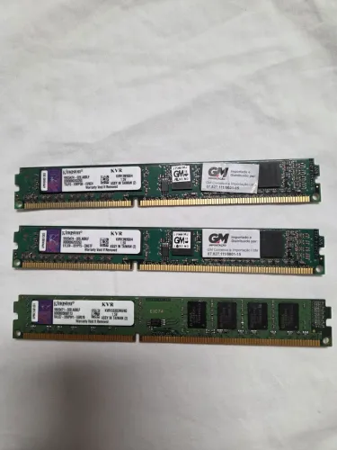 memorias desktop ddr3 e ddr2, sendo: 2 pentes de 2gb ddr2, 3 pentes de 2gb e 3 de 4gb ddr3