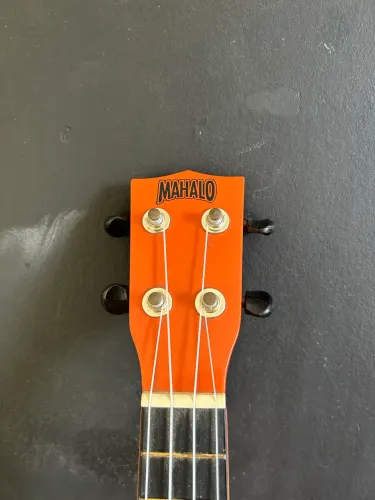 Mahalo Ukulele Mr1or Rainbow Series Soprano