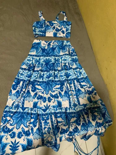 Conjunto floral azul