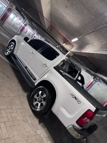 Chevrolet S10 Pick-up LTZ 2.8 TDI 4X4 CD Dies.aut 2013