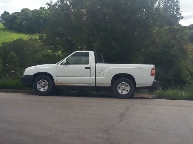 Chevrolet S10 P-up Advantage 2.4 MPFI F.power CS 2010