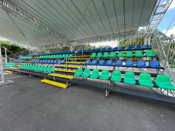 Vendo arquibancada metálica para eventos