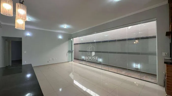 Casa com 3 dormitórios à venda, 134 m² por R$ 900.000,00 - Jardim Santa Mônica I - Mogi Gu