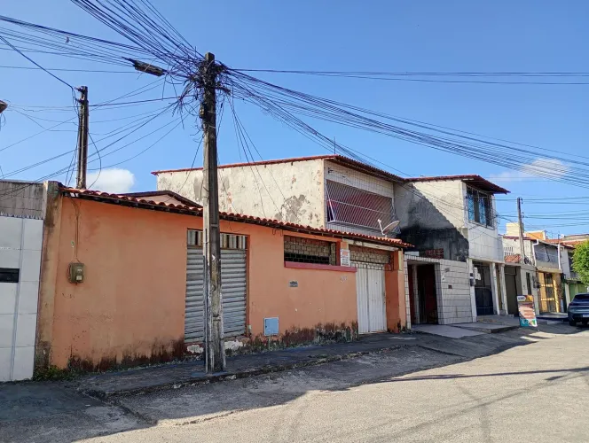 Casa Montese 3 Quartos 11 X 33 Metros
