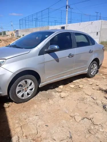 Fiat Grand Siena Tetrafuel 1.4 EVO F. Flex 8V 2013