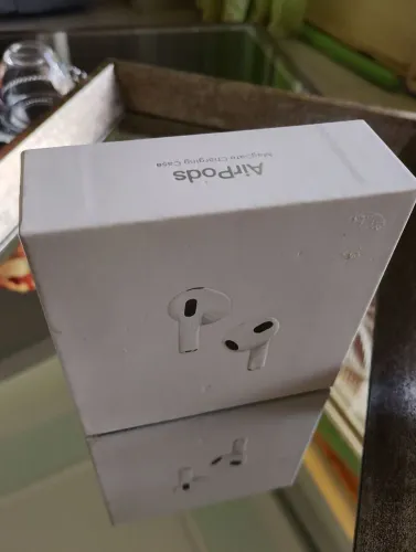 Apple AirPods (3ª geração) com estojo de carregamento MagSafe (Novo com caixa Lacrada)