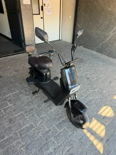 Scooter Elétrica BON MAD 650W | Bateria Nova c/ NF | 45km/h | LED + Acessórios