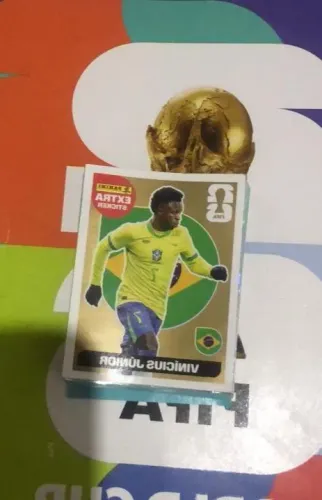 Figurinha da copa , VINI JUNIOR GOLD