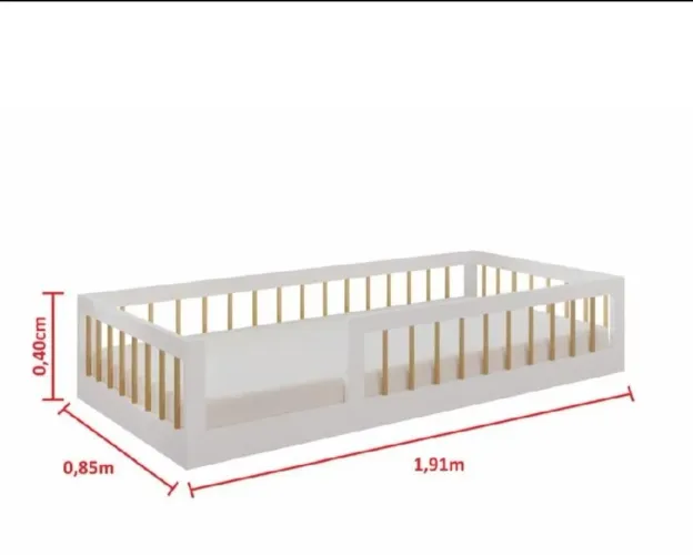 Cama infantil Montessori, um ano de uso,acompanha colchão