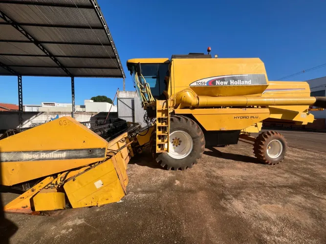 2 unidades- Tc 59 New Holland