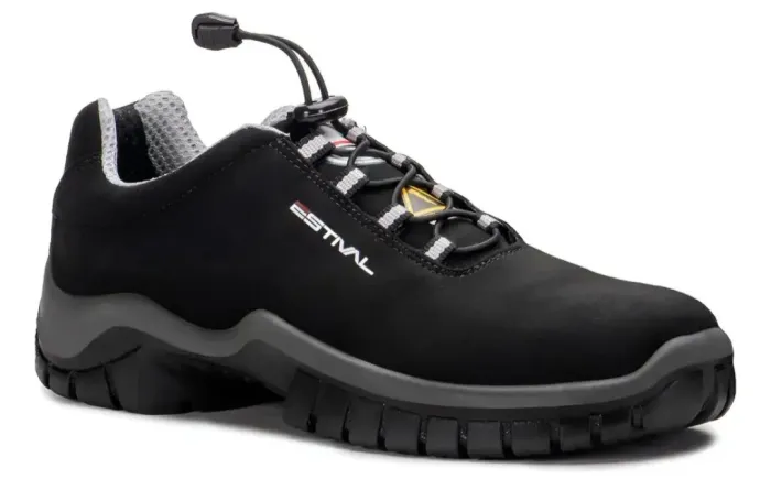Sapato Estival n° 43, com bico, CA e palmilha PU modelo EN10023S2