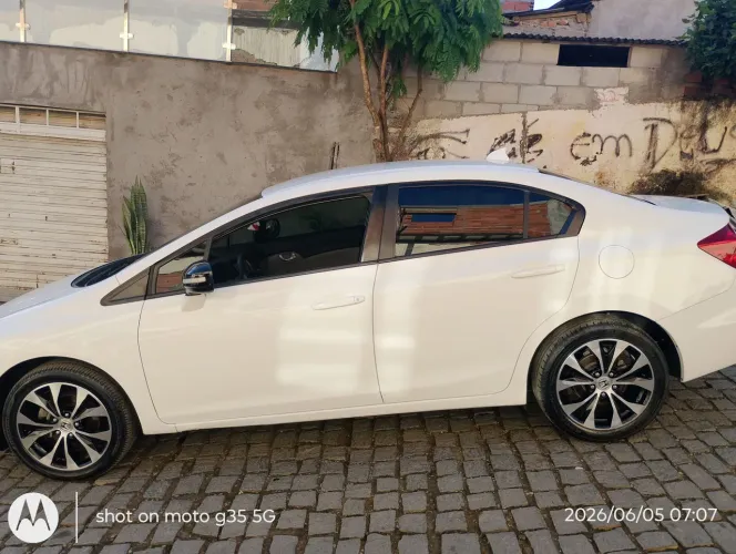 Honda Civic Sedan LXR 2.0 Flexone 16V Aut. 4P 2016