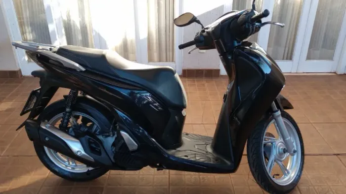 SCOOTER HONDA SH150i AUTOMÁTICA SUPER ECONÔMICA E CONSERVADA