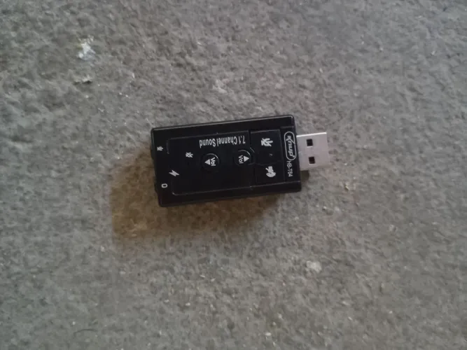 Vender uma placa de som USA 2.0 extrena
