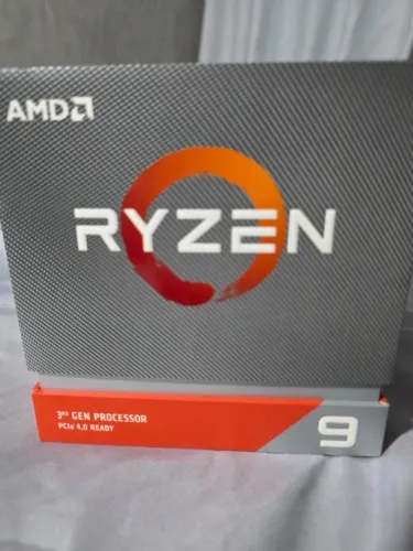 AMD Ryzen 9 3900x c/ dissipador, caixa