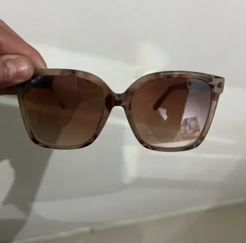 Oculos De Sol Feminino Diff Importado Original (Usado)
