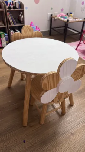 Vendo Mesa Madeira Infantil