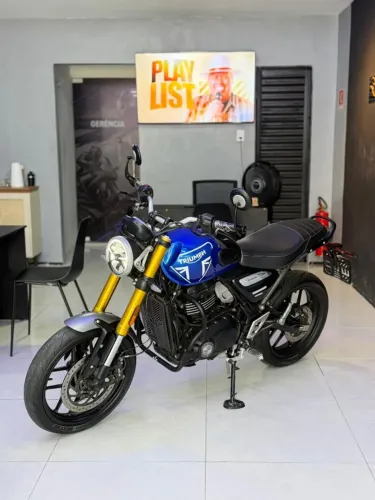 TRIUMPH SPEED 400 ? 2025