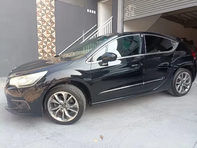 Citroen DS4 1.6 Turbo 16V 5P Aut. 2014