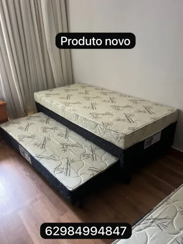 Cama de solteiro com auxiliar