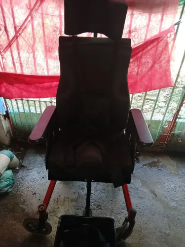Vende se cardeira de rodas