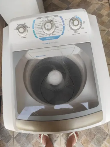 Lavadora Eletrolux 10 kg (troco na sua com defeito)