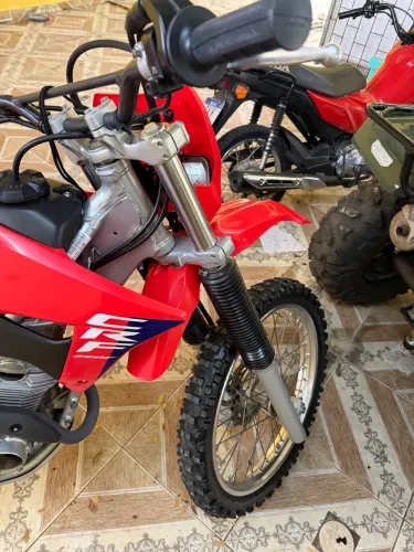 Honda CRF 250 F 2025