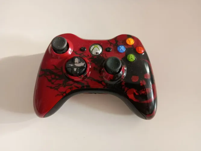 Controle Xbox 360 Gears of War edição especial 