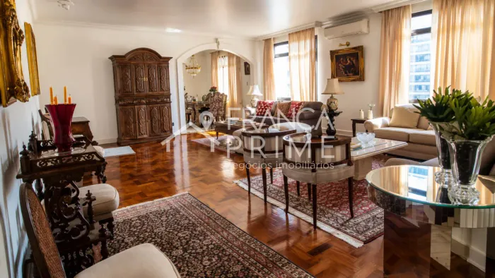 Apartamento de 191m² à venda em Higienópolis | 3 quartos, suíte e 1 vaga