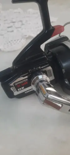 Molinete Daiwa Sprinter ST - 1500 DX