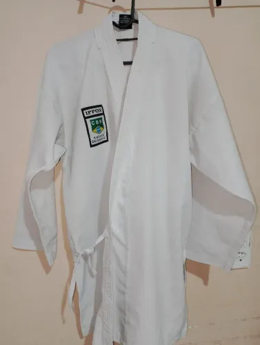 Kimono karatê (somente a blusa)