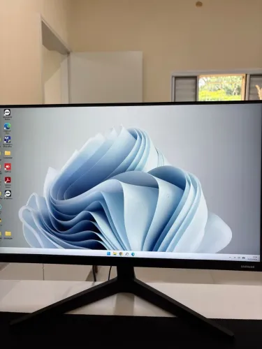Monitor Samsung Full HD 24?