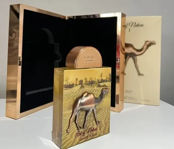PERFUME ÁRABE Art Of Nature I de Lattafa Compartilhável