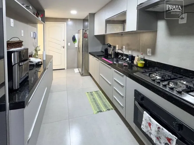 Apartamento com 4 dormitórios à venda, 180 m² por R$ 2.170.000,00 - Praia da Costa - Vila 