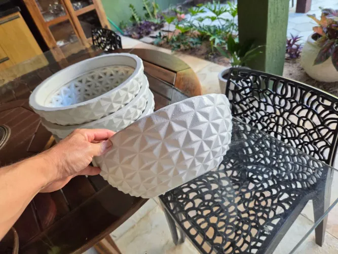 Vaso bacia de polietileno(valor referente aos 4 juntos)
