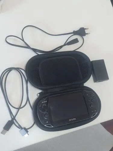 PS Vita (Defeito no analógico esquerdo)