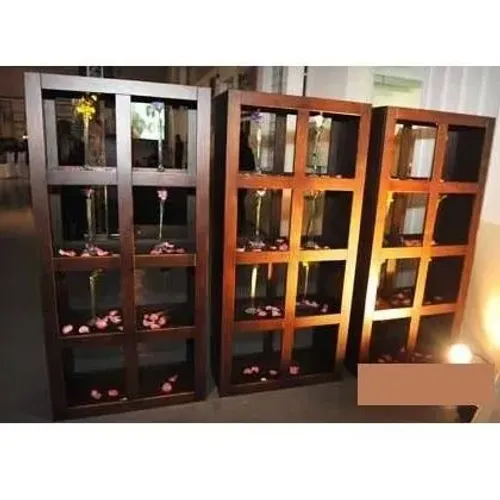 Estante e movel para vitrine, brinquedos,livros