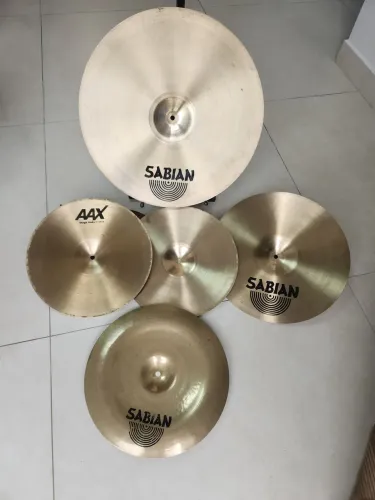 Kit Set de Pratos Sabian AAX Stage (ñ zildjian paiste k hhx turkish istanbul bosphorus)