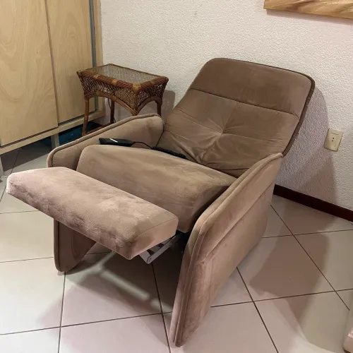 Poltrona reclinável